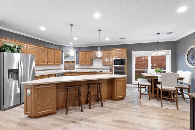 2509 Lakeside Drive, Seabrook, TX 77586