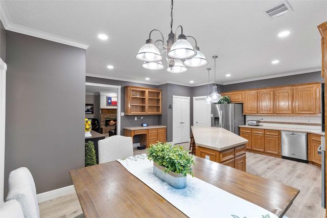 2509 Lakeside Drive, Seabrook, TX 77586