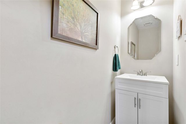 2509 Lakeside Drive, Seabrook, TX 77586