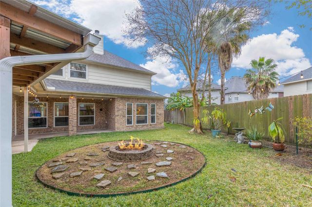 2509 Lakeside Drive, Seabrook, TX 77586