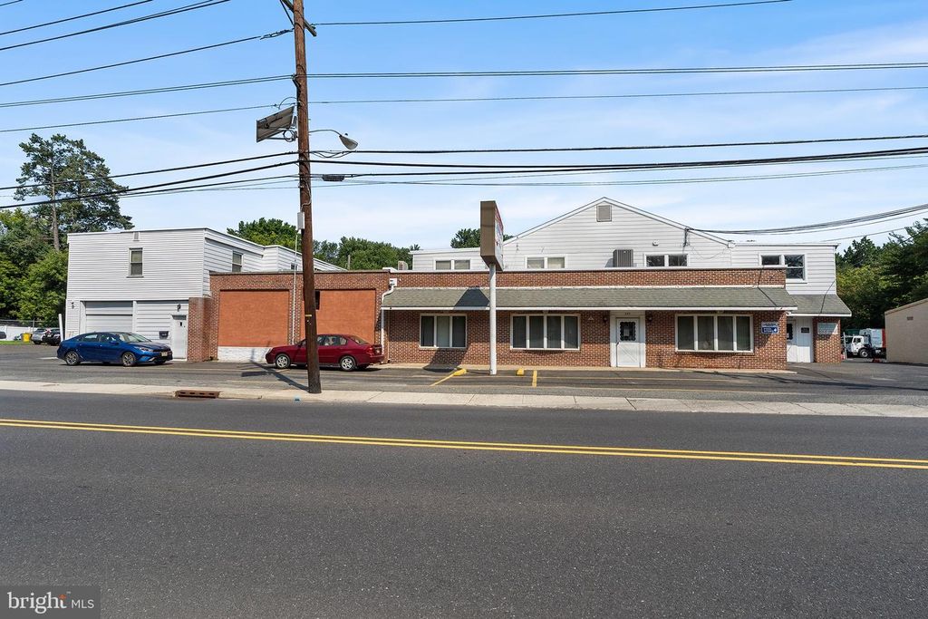 257 W NICHOLSON RD, Audubon, NJ 08106