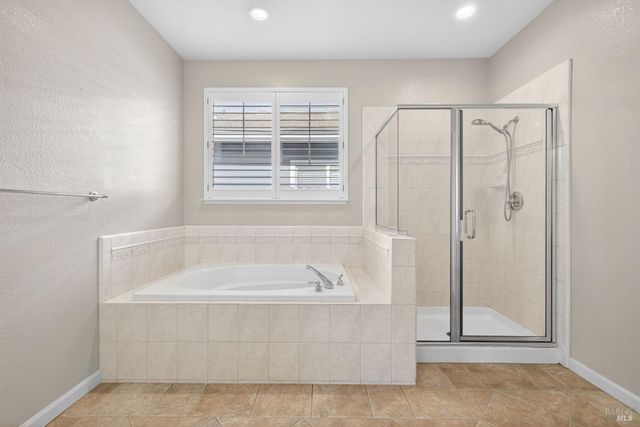 1046 Allen St, Petaluma, CA 94954