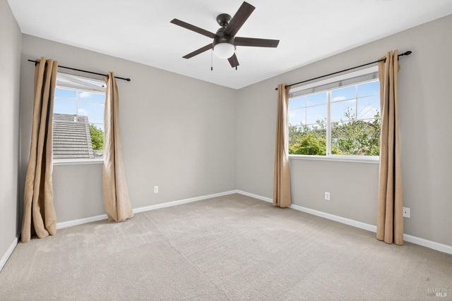 1046 Allen St, Petaluma, CA 94954