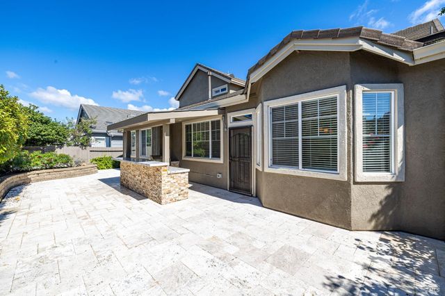 1046 Allen St, Petaluma, CA 94954