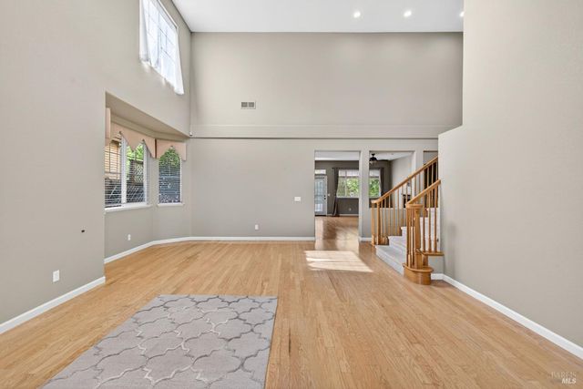 1046 Allen St, Petaluma, CA 94954