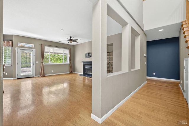 1046 Allen St, Petaluma, CA 94954