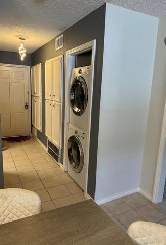 3131 Southwest Freeway B17, Houston, TX 77098