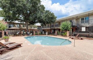3131 Southwest Freeway B17, Houston, TX 77098