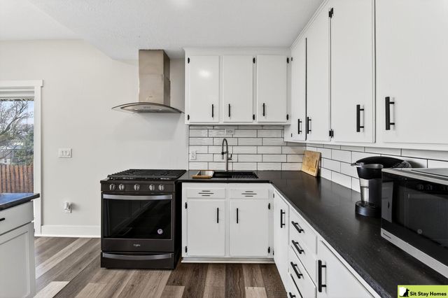 4814 S 50 Avenue, Omaha, NE 68117