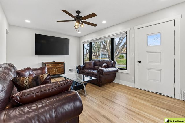 4814 S 50 Avenue, Omaha, NE 68117