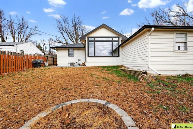 4814 S 50 Avenue, Omaha, NE 68117