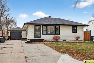 4814 S 50 Avenue, Omaha, NE 68117