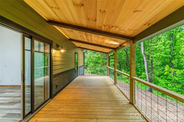 1737 Newfound Road, Leicester, NC 28748