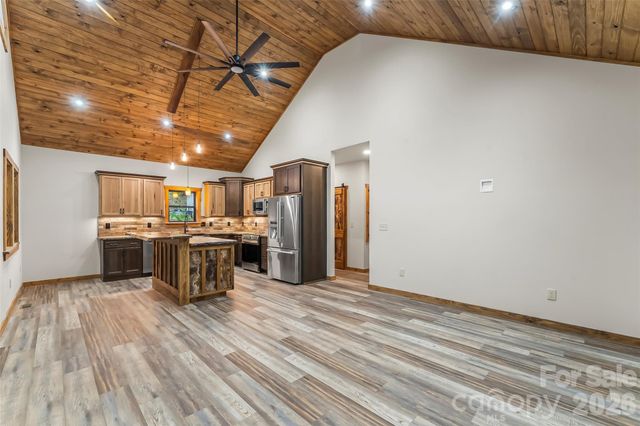 1737 Newfound Road, Leicester, NC 28748