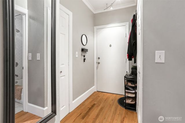 7 Harrison Street #24, Seattle, WA 98109