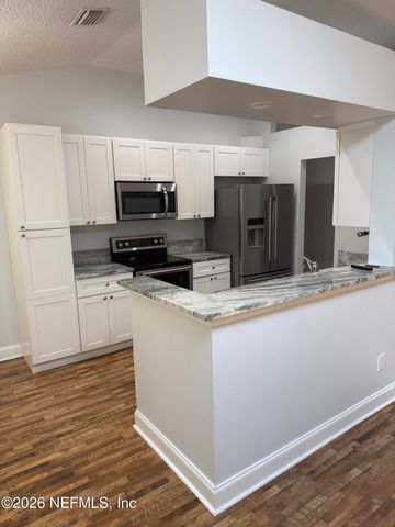 2063 LAS BRISAS Court, Jacksonville, FL 32224