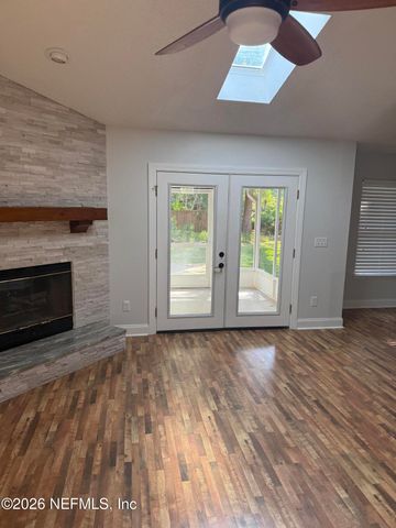 2063 LAS BRISAS Court, Jacksonville, FL 32224