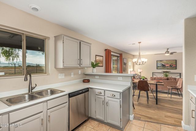 8212 S 74TH Avenue, Laveen, AZ 85339