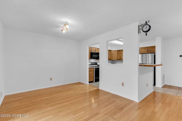 405 Aberdeen Lane 425, Toms River, NJ 08753