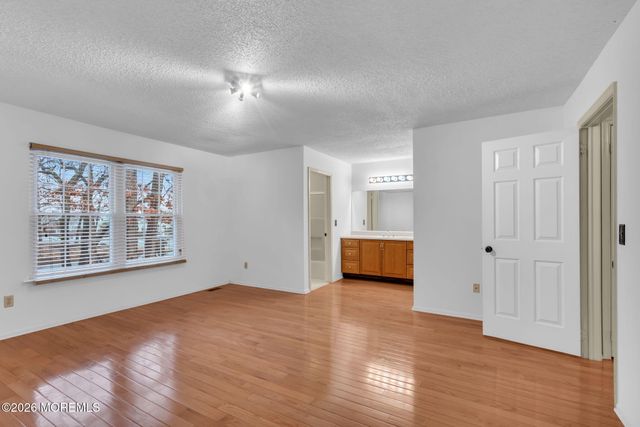 405 Aberdeen Lane 425, Toms River, NJ 08753