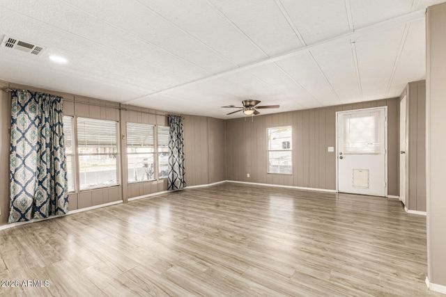 643 S 93RD Place, Mesa, AZ 85208