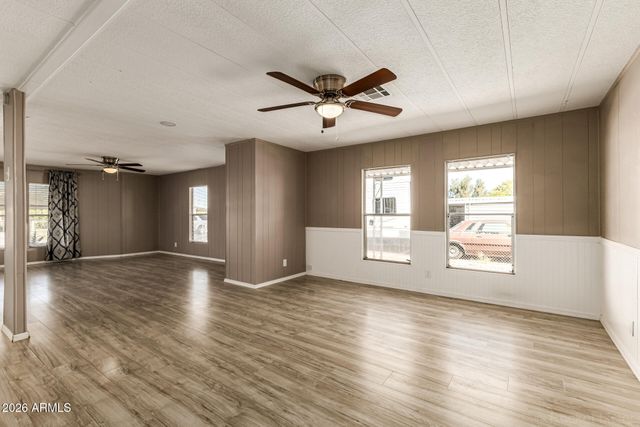 643 S 93RD Place, Mesa, AZ 85208