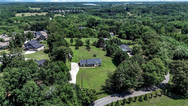 1950 Shackleburg Road, Anderson, SC 29621
