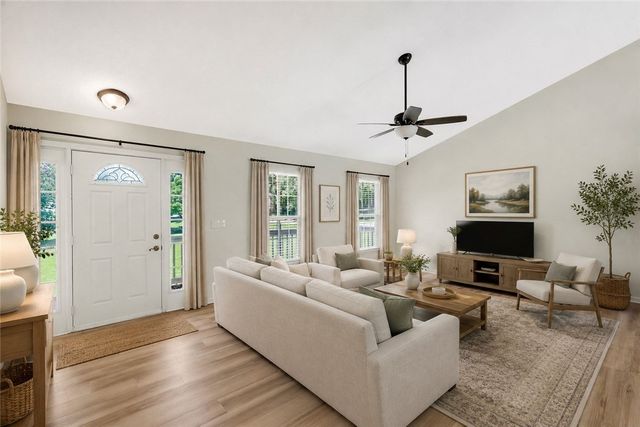 1950 Shackleburg Road, Anderson, SC 29621