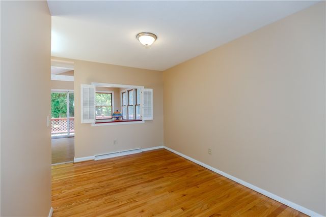 26 Seneca Road, Portsmouth, RI 02871