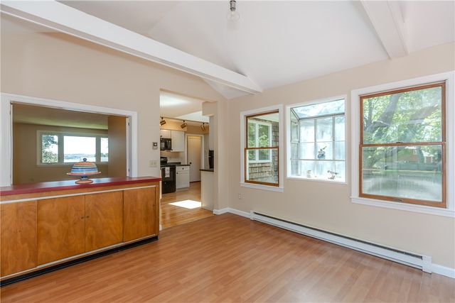 26 Seneca Road, Portsmouth, RI 02871