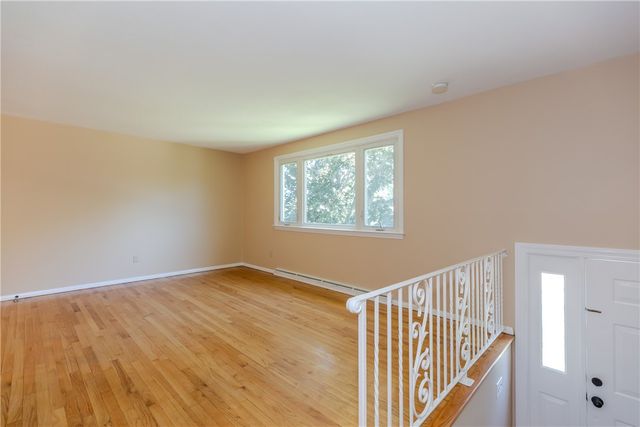 26 Seneca Road, Portsmouth, RI 02871