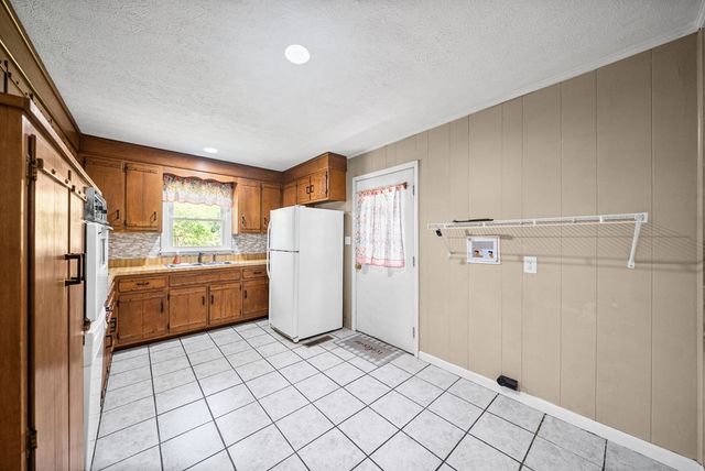 1975 Little River Church Road, Hopkinsville, KY 42240