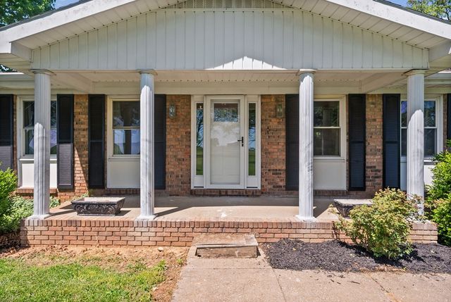 1975 Little River Church Road, Hopkinsville, KY 42240