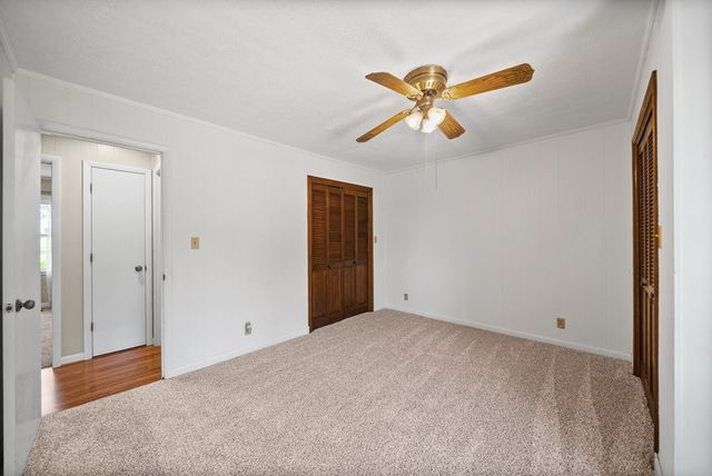 1975 Little River Church Road, Hopkinsville, KY 42240