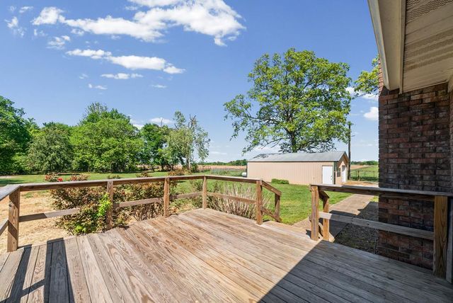 1975 Little River Church Road, Hopkinsville, KY 42240