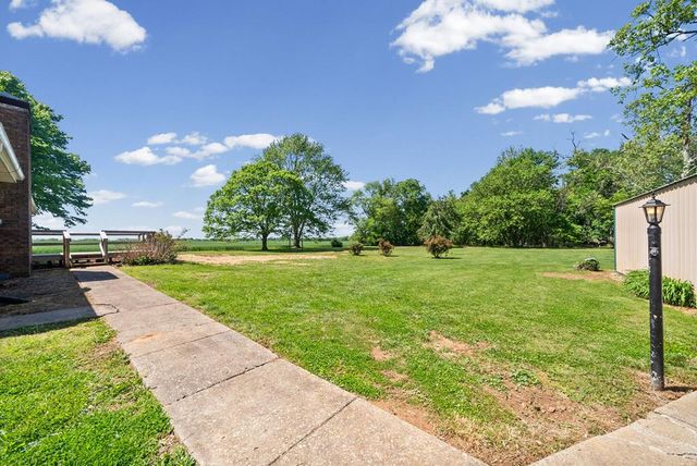 1975 Little River Church Road, Hopkinsville, KY 42240