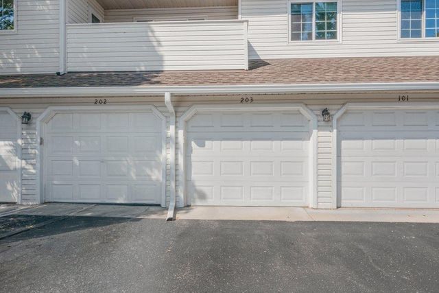 4040 Maureen Drive NE 203, Columbia Heights, MN 55421