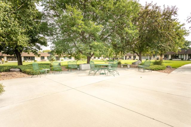 1415 Lake Street 117, Alexandria, MN 56308