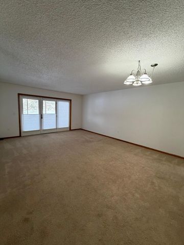 1415 Lake Street 117, Alexandria, MN 56308