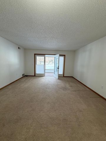 1415 Lake Street 117, Alexandria, MN 56308