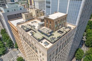 32 Peachtree NW Street 202, Atlanta, GA 30303