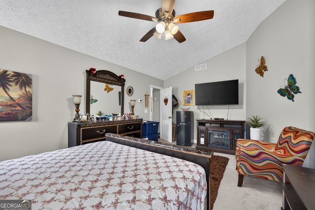 150 Tambec Trace NW, Lilburn, GA 30047