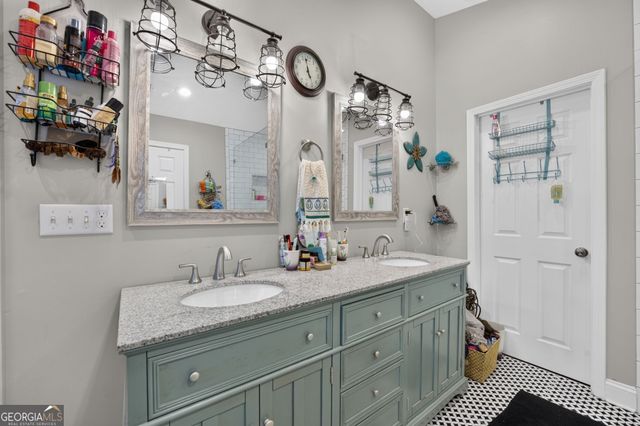 150 Tambec Trace NW, Lilburn, GA 30047