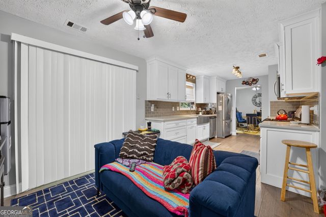 150 Tambec Trace NW, Lilburn, GA 30047