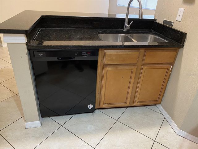 4524 COMMANDER DRIVE 1615, Orlando, FL 32822