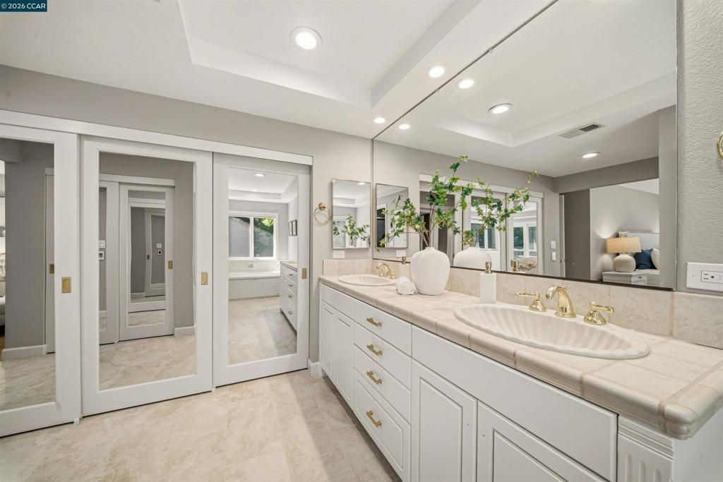 Image 19 of property listing at 210 Still Creek Rd, Danville, CA 94506