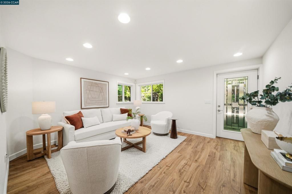 Image 28 of property listing at 210 Still Creek Rd, Danville, CA 94506