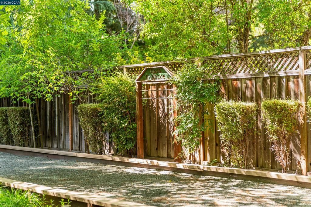 Image 37 of property listing at 210 Still Creek Rd, Danville, CA 94506