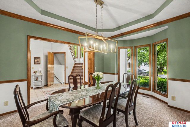 503 W Centennial Drive, Papillion, NE 68046