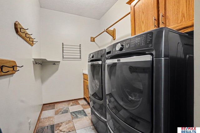 503 W Centennial Drive, Papillion, NE 68046